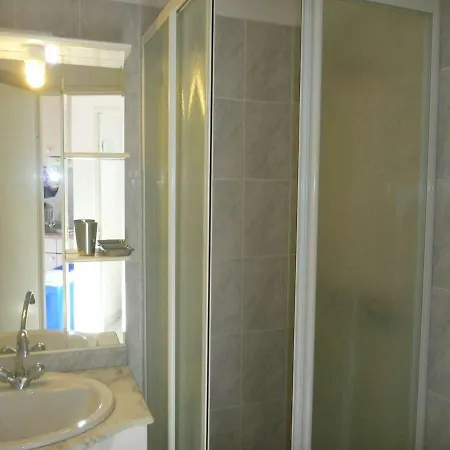 Duplex A 40m De La Avec Garage, Grande Terrasse Et Animaux Acceptes - Fr-1-387-42 *