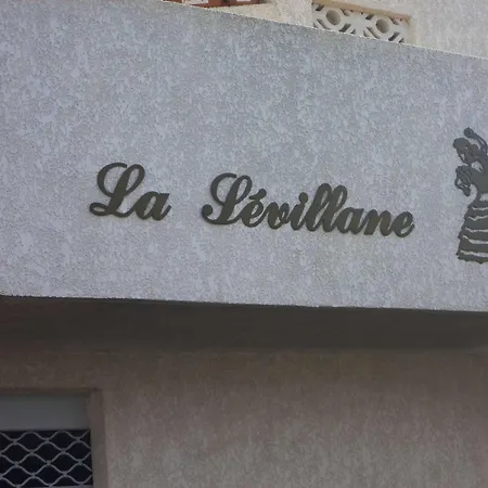 Duplex A 40m De La Avec Garage, Grande Terrasse Et Animaux Acceptes - Fr-1-387-42 * Marseillan (Herault)